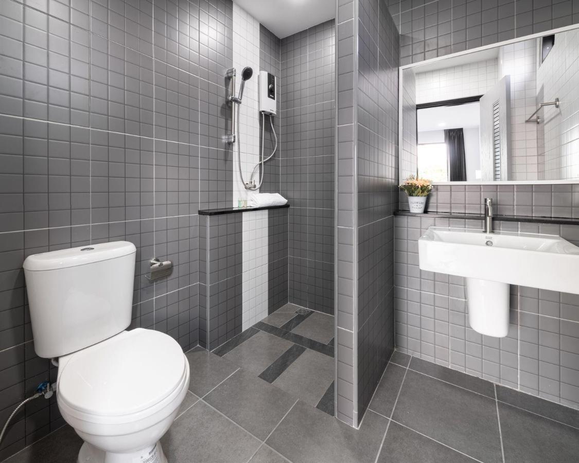 Aqua Residences อควา เรสซิเดนซ์ ห้องพักใหม่ให้เช่า ติดรถไฟฟ้าสถานีวุฒากาศ Bangkok Dış mekan fotoğraf