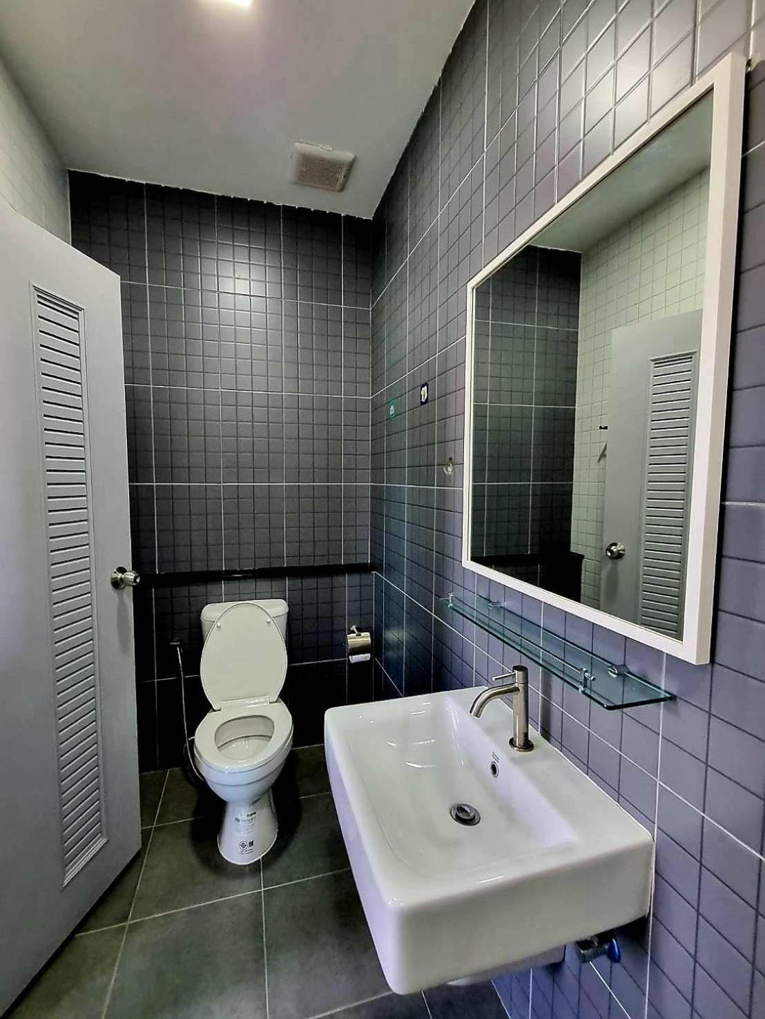 Aqua Residences อควา เรสซิเดนซ์ ห้องพักใหม่ให้เช่า ติดรถไฟฟ้าสถานีวุฒากาศ Bangkok Dış mekan fotoğraf